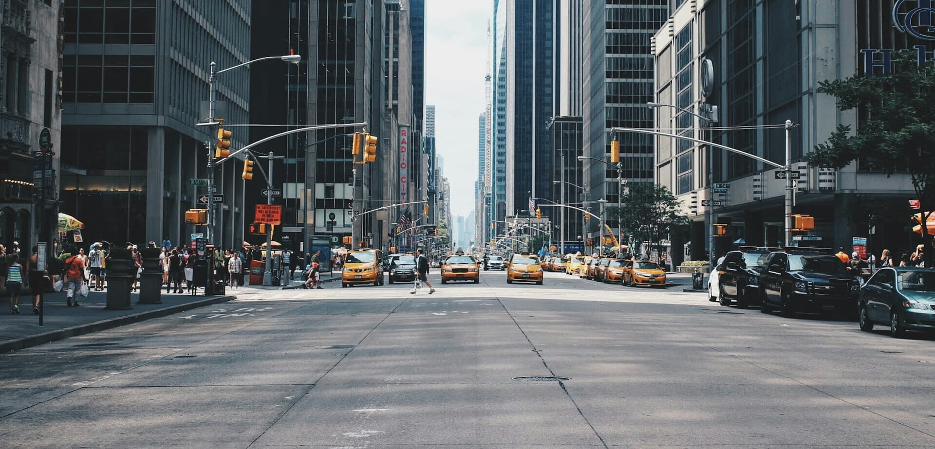 خدمة سائق فاخرة ونقل المطار في نيويورك & Los Angeles